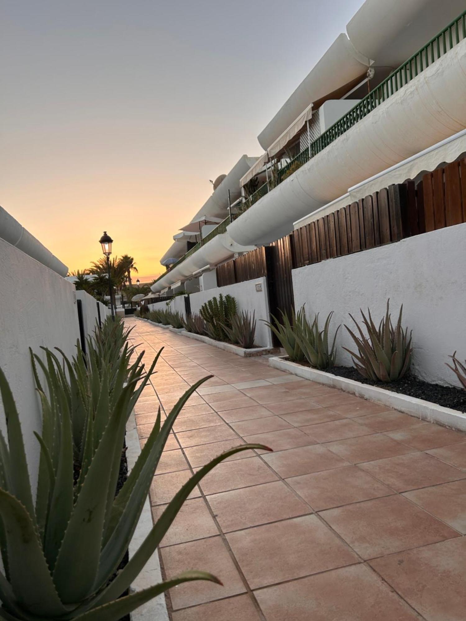 Casa Emma Apartment คอร์ราเลโฮ ภายนอก รูปภาพ